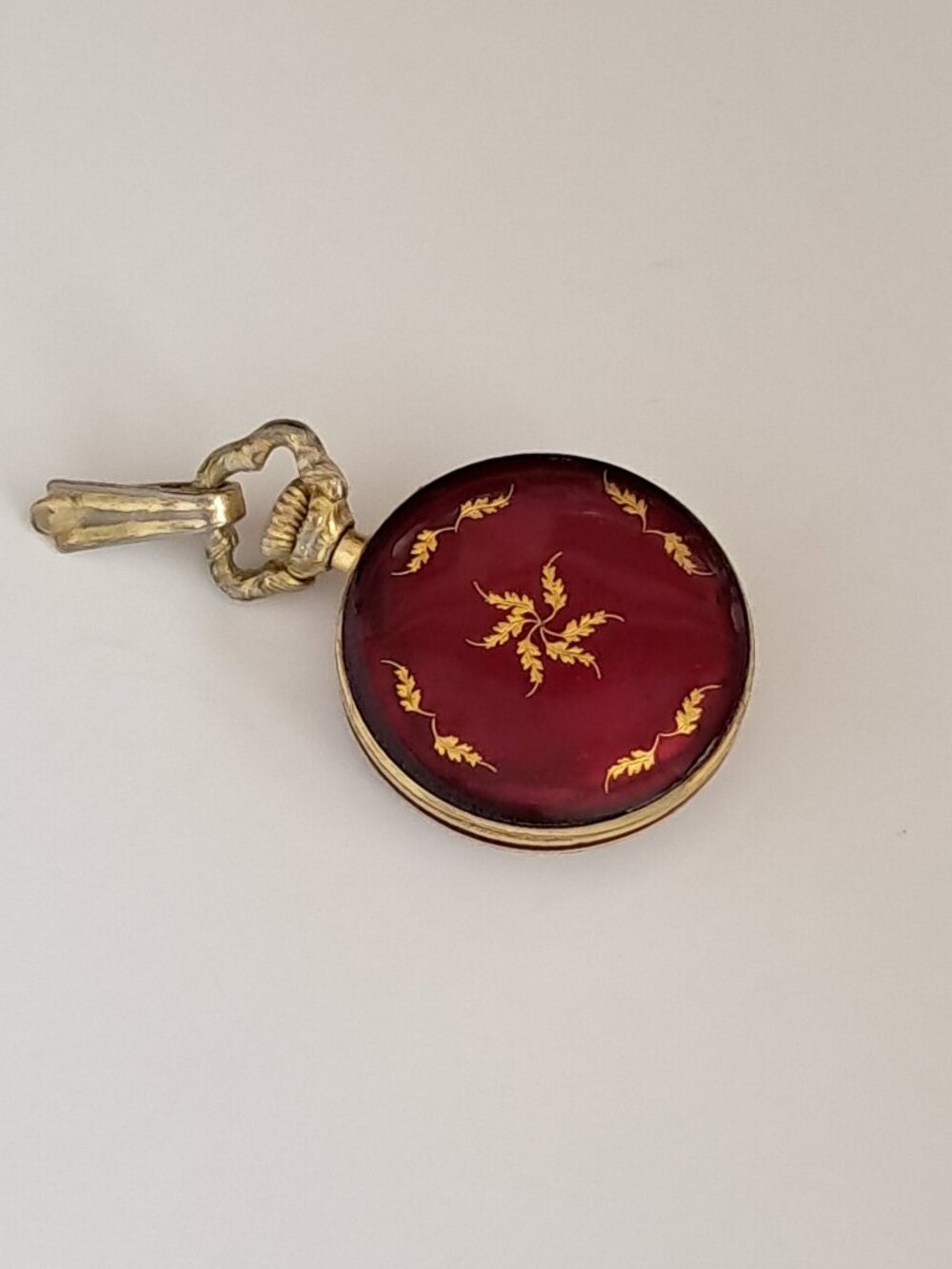 Vtg Hunter 17 Jewels Incabloc Red Floral Enamel Pendant Mechanical Watch Runs - Picture 4 of 7